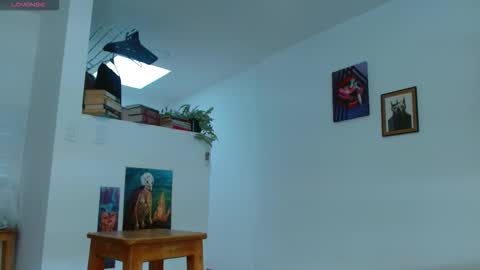 Agness online show from October 7, 2025, 3:53 pm