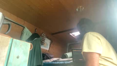 Snapshot of aguacateman7 chatting on March 8, 2025, 10:00 am Juan online show from March 8, 2025, 10:00 am