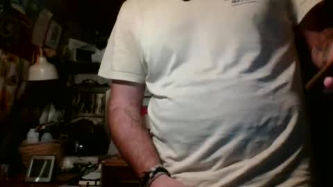 Snapshot of aguacateman7 chatting on November 11, 2025, 7:58 pm Juan online show from November 11, 2025, 7:58 pm