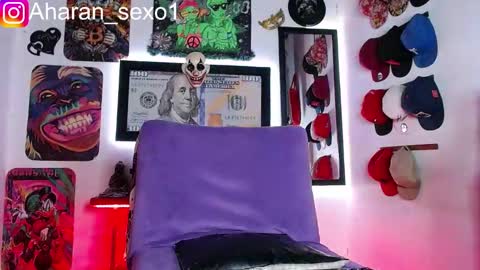 Aharon  Zamora online show from February 1, 2025, 11:58 pm