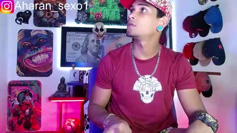 Aharon  Zamora online show from February 3, 2025, 4:57 am