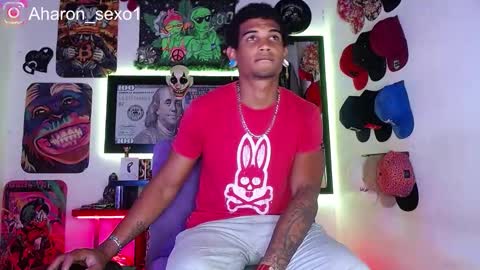 Aharon  Zamora online show from March 1, 2025, 2:37 am