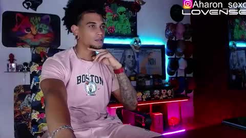 Aharon  Zamora online show from October 17, 2025, 7:33 am