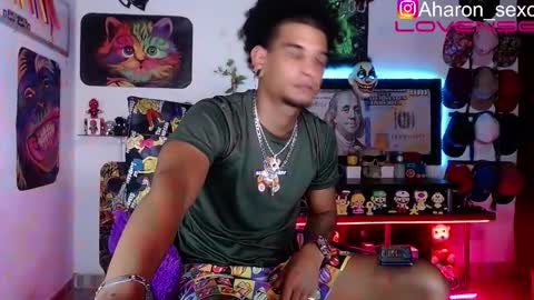 Aharon  Zamora online show from October 24, 2025, 10:50 pm