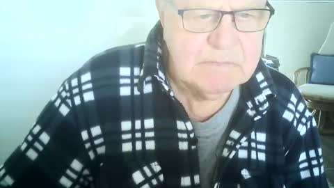 Snapshot of ahmole chatting on December 17, 2024, 10:12 am Ole online show from December 17, 2024, 10:12 am