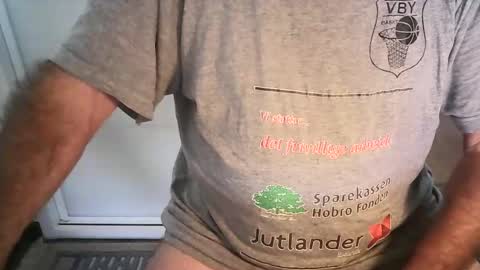 Snapshot of ahmole chatting on November 2, 2025, 8:17 am Ole online show from November 2, 2025, 8:17 am