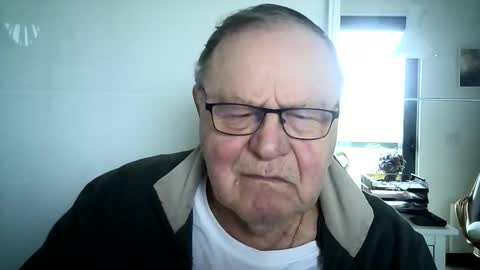 Snapshot of ahmole chatting on February 8, 2026, 12:41 pm Ole online show from February 8, 2026, 12:41 pm