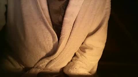 Snapshot of ahmole chatting on March 31, 2026, 8:20 pm Ole online show from March 31, 2026, 8:20 pm