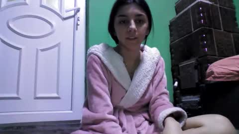 Selena online show from December 28, 2024, 5:35 pm