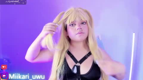 Snapshot of ahri_elderwood chatting on April 20, 2026, 4:04 am Ahri help me get to 100 online show from April 20, 2026, 4:04 am