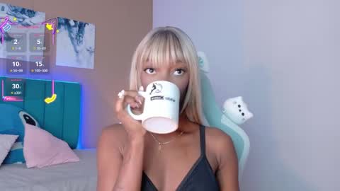 Ahvi Ebony online show from January 8, 2026, 12:07 pm