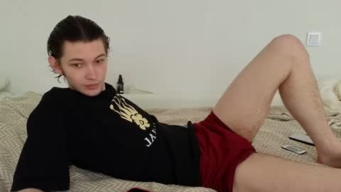 Snapshot of ai11ce chatting on May 18, 2026, 12:55 pm Denis online show from May 18, 2026, 12:55 pm