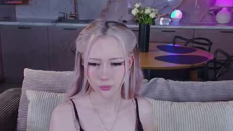 Snapshot of ai_kiyoko chatting on December 15, 2025, 4:17 am Lexi online show from December 15, 2025, 4:17 am