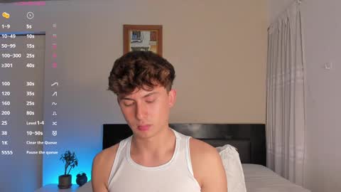 Snapshot of aidan_hale chatting on December 30, 2024, 11:38 pm A H online show from December 30, 2024, 11:38 pm