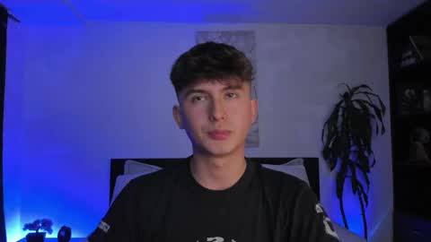 Snapshot of aidan_hale chatting on January 28, 2025, 1:50 am A H online show from January 28, 2025, 1:50 am