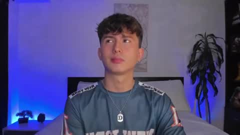 Snapshot of aidan_hale chatting on February 10, 2025, 2:19 am A H online show from February 10, 2025, 2:19 am