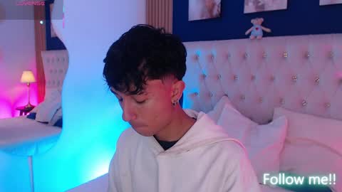 Snapshot of aiden_rivers_ chatting on April 6, 2026, 12:50 pm Aiden online show from April 6, 2026, 12:50 pm