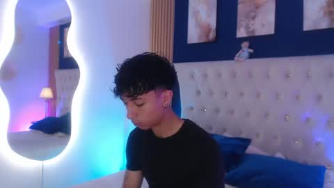 Snapshot of aiden_rivers_ chatting on April 14, 2026, 1:06 pm Aiden online show from April 14, 2026, 1:06 pm
