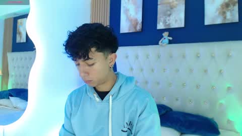 Snapshot of aiden_rivers_ chatting on April 17, 2026, 1:03 pm Aiden online show from April 17, 2026, 1:03 pm