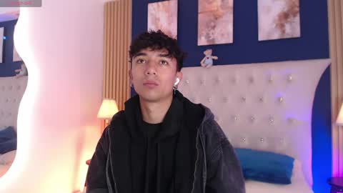 Snapshot of aiden_rivers_ chatting on April 21, 2026, 1:06 pm Aiden online show from April 21, 2026, 1:06 pm