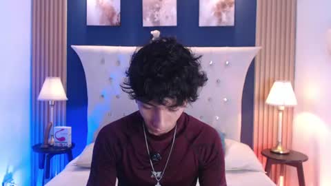 Snapshot of aiden_rivers_ chatting on July 10, 2026, 12:52 pm Aiden online show from July 10, 2026, 12:52 pm