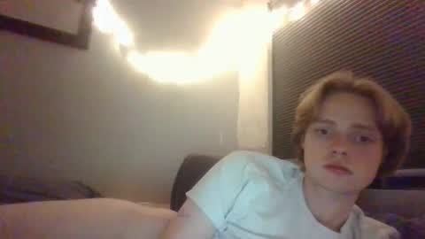 Snapshot of aidenisdunn chatting on December 19, 2024, 2:24 pm aidenisdunn online show from December 19, 2024, 2:24 pm