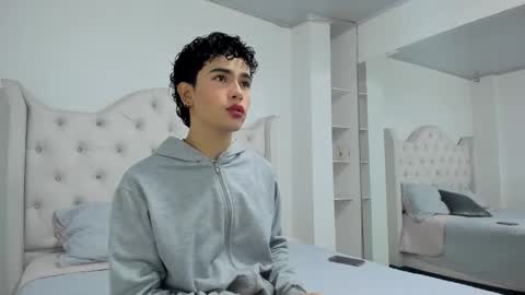 Aiden  online show from January 24, 2025, 11:37 am