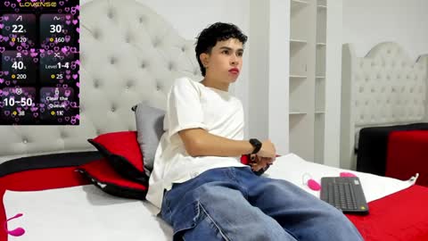 Aiden  online show from February 7, 2025, 11:56 am