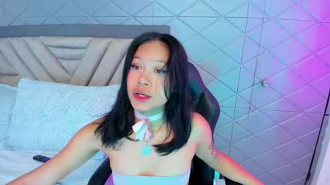 AikoLee online show from October 15, 2025, 10:26 am