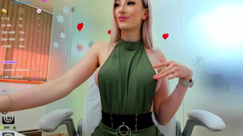 Allie  online show from January 23, 2025, 11:58 am