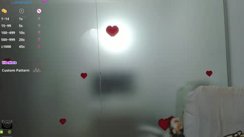 Allie  online show from December 22, 2025, 8:11 am