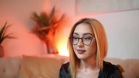 Snapshot of aileenaxa chatting on February 5, 2026, 9:08 pm Aileen online show from February 5, 2026, 9:08 pm