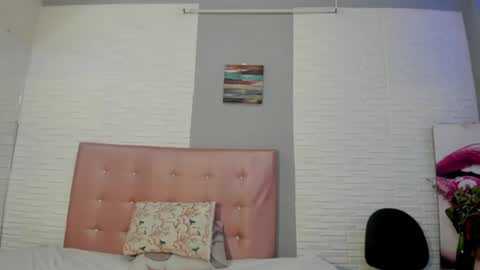 Snapshot of aileenkeys chatting on August 5, 2026, 7:28 pm aileenkeys online show from August 5, 2026, 7:28 pm