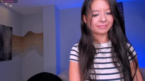  AILEEN VEGA  online show from February 7, 2025, 7:49 pm