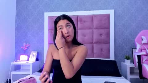 Ailen online show from November 19, 2025, 12:38 pm