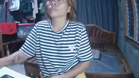 Snapshot of ailenefuckdaddy69 chatting on February 28, 2025, 7:14 pm ailenefuckdaddy69 online show from February 28, 2025, 7:14 pm