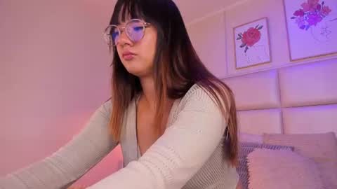 Aily Yozuko online show from June 17, 2026, 2:36 am
