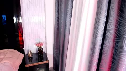 Snapshot of ailynblaze_ chatting on April 20, 2026, 5:10 am Ailyn Blaze online show from April 20, 2026, 5:10 am