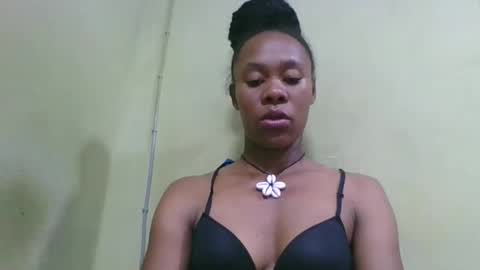 aimee982179 online show from April 21, 2026, 2:51 am