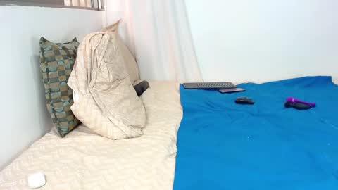 IAN online show from September 16, 2025, 9:27 pm