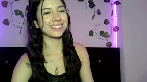 J  online show from December 18, 2024, 5:00 pm