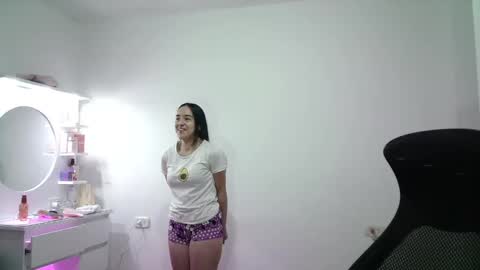 AINE online show from November 5, 2025, 2:22 am