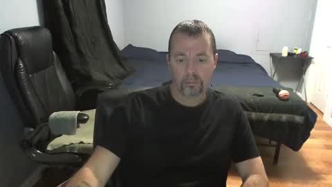 Snapshot of airbornelunsford39 chatting on November 16, 2025, 12:16 am Daddy online show from November 16, 2025, 12:16 am