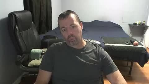 Snapshot of airbornelunsford39 chatting on December 2, 2025, 12:49 am Daddy online show from December 2, 2025, 12:49 am