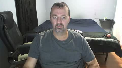 Snapshot of airbornelunsford39 chatting on January 6, 2026, 12:14 am Daddy online show from January 6, 2026, 12:14 am