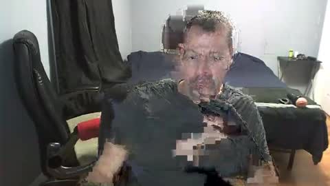 Snapshot of airbornelunsford39 chatting on January 18, 2026, 12:14 am Daddy online show from January 18, 2026, 12:14 am