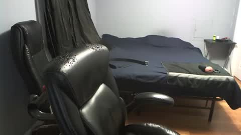 Snapshot of airbornelunsford39 chatting on March 4, 2026, 12:38 am Daddy online show from March 4, 2026, 12:38 am