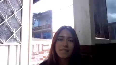 Snapshot of airia_bloom chatting on July 2, 2026, 1:28 pm airia_bloom online show from July 2, 2026, 1:28 pm