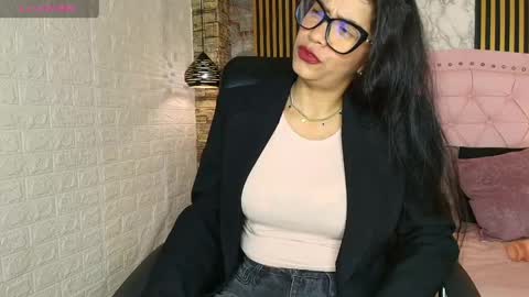 aisha__cambell online show from April 20, 2026, 10:07 am