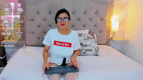 Snapshot of aisha__cambell chatting on July 1, 2026, 12:40 pm aisha__cambell online show from July 1, 2026, 12:40 pm